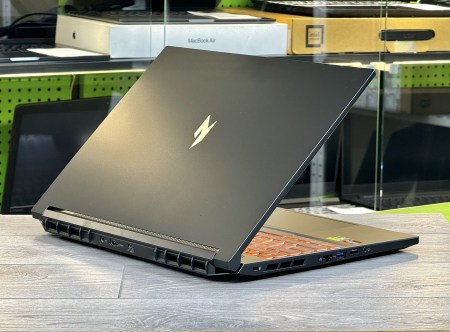 Acer Nitro V16 ANV16-61 6